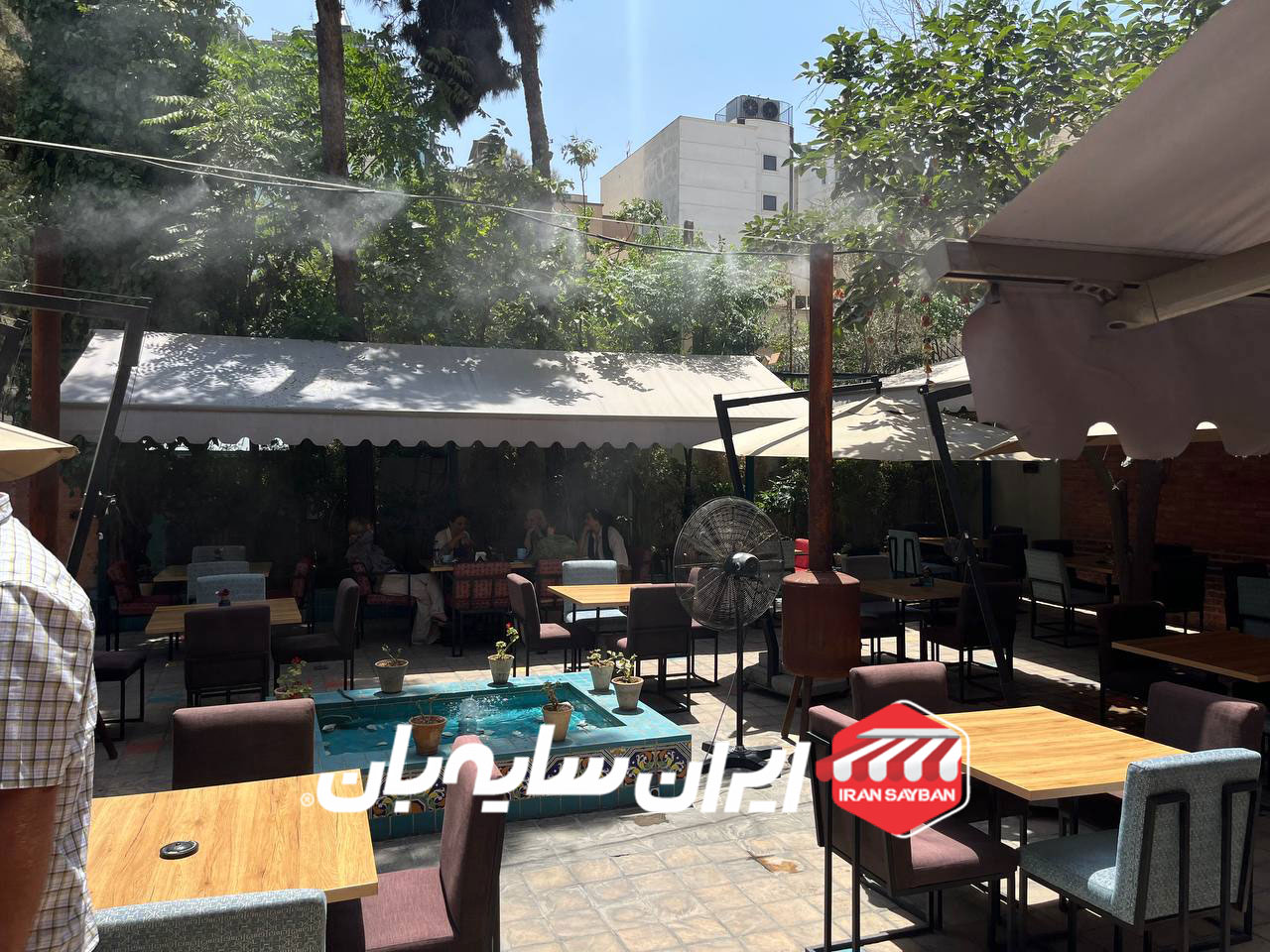 سایبان بازویی عمارت 85 15