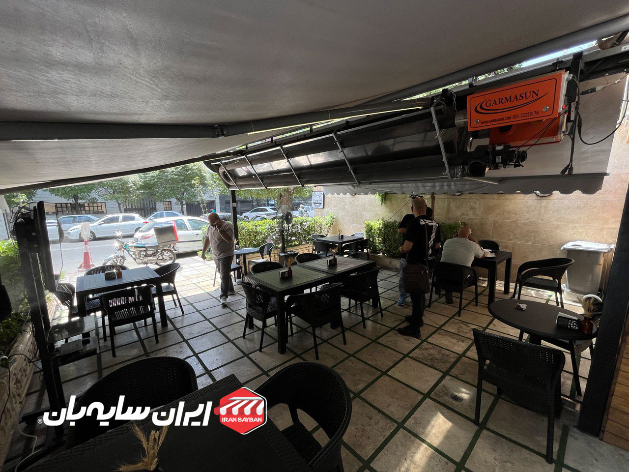 سایبان دو طرفه کافه رستوران