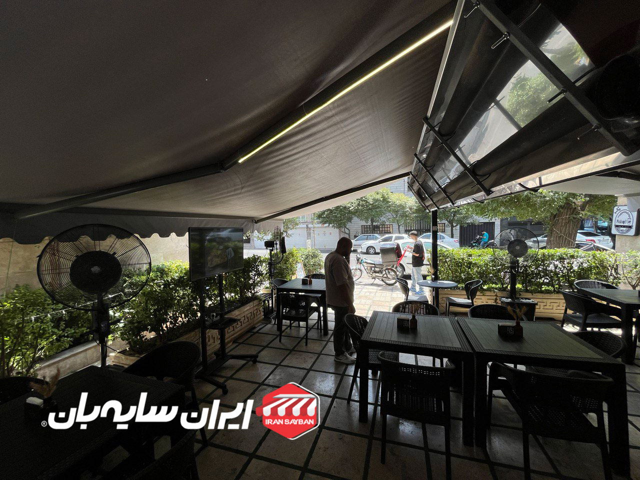 سایبان بازویی دو طرفه